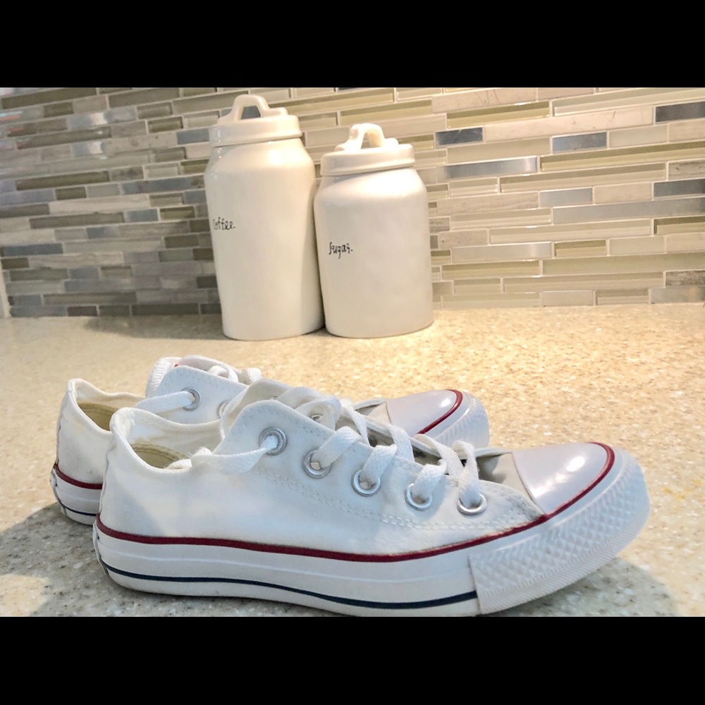 Converse white size 5
